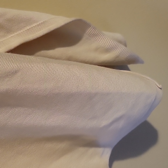 Cream V-Neck Poncho Sweater - Picture 6 of 8